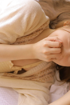 用舌头去添女人下面免费视频